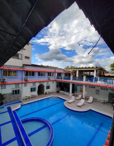 Hotel Piscina Melgar