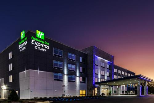 홀리데이 인 익스프레스 & 스위트 세나토비아 I 55 바이 IHG - 숙소 외관