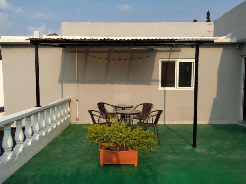 Erkély/terasz, Hotel Urban Home near La Aurora nemzetközi repülőtér