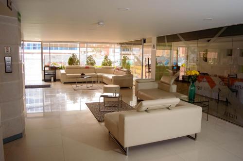 ทัศนียภาพภายนอกโรงแรม, โรงแรมคอนฟอร์ต 80 โซนา โรซา บาย เซอร์โคเทล (Hotel Confort 80 Zona Rosa by Sercotel) in โบโกตา