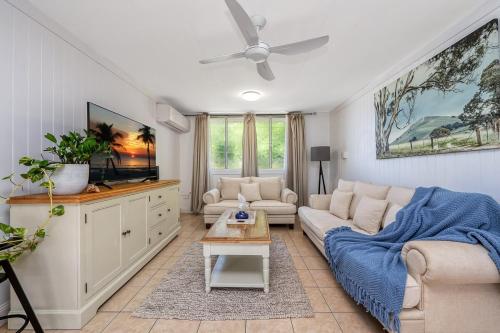 Walk to Pallarenda beach A Dream Escape in Sallows Street