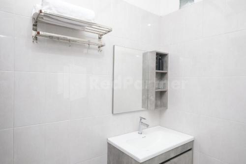 Deluxe Double Room image 10