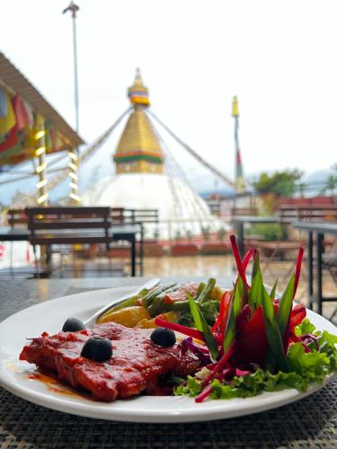 餐廳, 博達大佛塔景觀飯店及屋頂餐廳 (Boudha Stupa View Guest House & Rooftop Restaurant) in 加德滿都