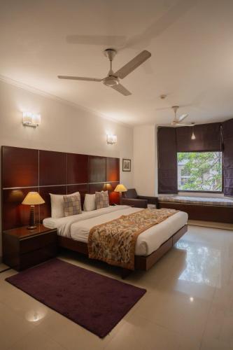 Room, deluxe