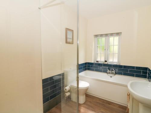 Glyn Yr Efail - image 3