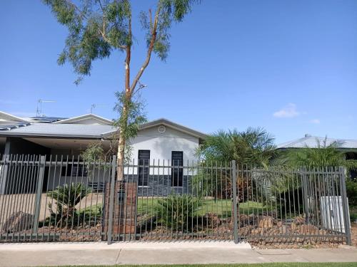 . Beautiful Modern House near Darwin