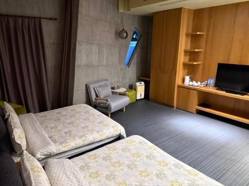 room detail thumbnail 0