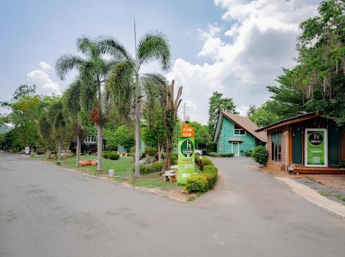 Rockwood house Resort and Thai massage - 숙소 외관