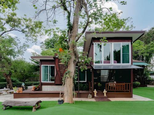 Rockwood house Resort and Thai massage - 숙소 외관