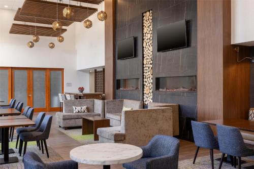 Photo - Hampton Inn & Suites by Hilton Windsor