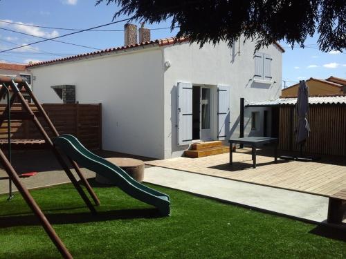 Maison bord de mer 3 chambres gîte à louer L'Aubraie