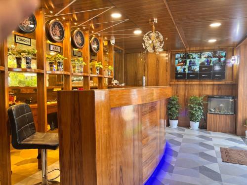 hotel Arts palace near Aksa Tengerpart