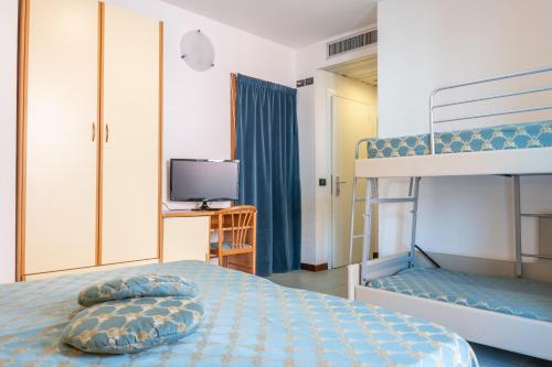 Hotel Thea - image 6