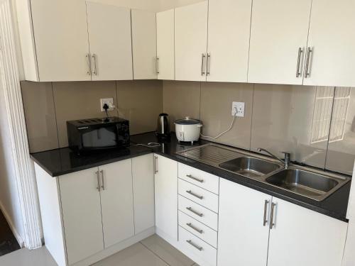 Cocina, Blue Eagle Backpackers in Cape Town