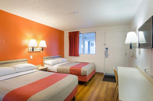 1 double bed