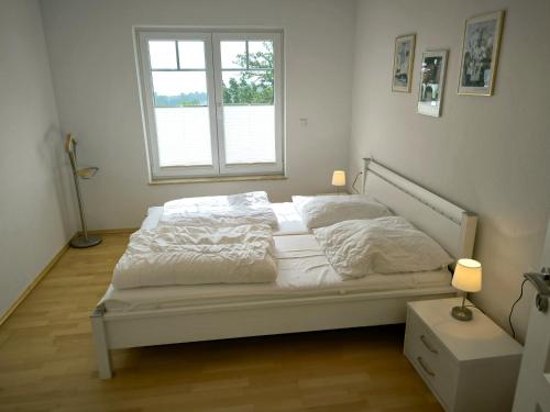 Apartment with Sea View image 9