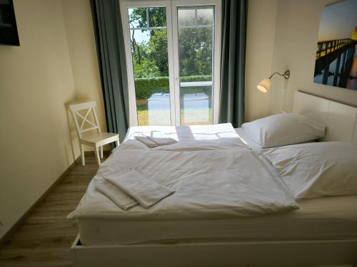 Apartment with Sea View image 2