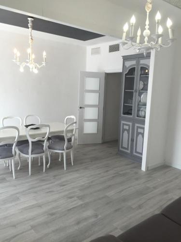 Nice, Cozy, UP TO 6, FCB stadium, free parking, Barcelona (zdjęcie 4)