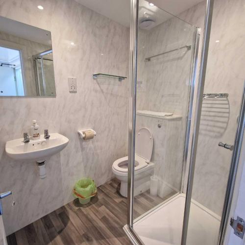 Superior Double Room image 10