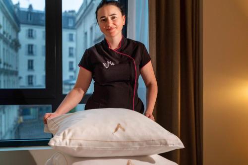 Yuna Montmartre - ApartHotel - image 2