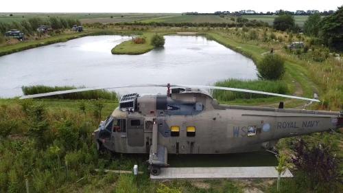 A szálláshely kívülről, Sea King in Friskney