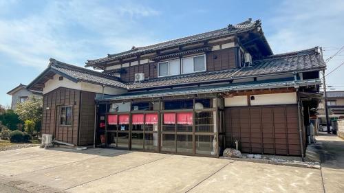 . いろむすびの宿