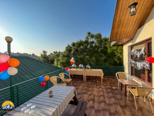 balkon/terras, Casa Belvedere Luxury Villas in Dagshai