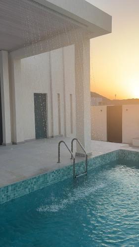 Swimming pool, Lamontana villa in Sinadil