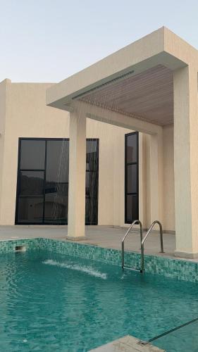 Swimming pool, Lamontana villa in Sinadil