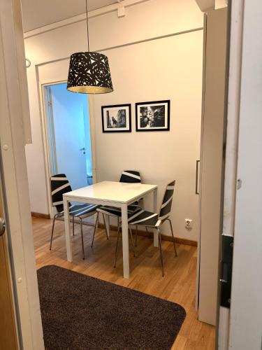 Kotimaailma Aparthotel Kamppi - 2BR with balcony 29, Helsinky (fotografie 9)