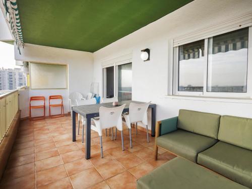 DOS Apartamentos familiares en El Puig con piscina, se alquilan juntos