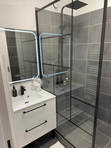 duplex design, calme, au vallon des auffes, bord de mer, Marsylia (zdjęcie 3)