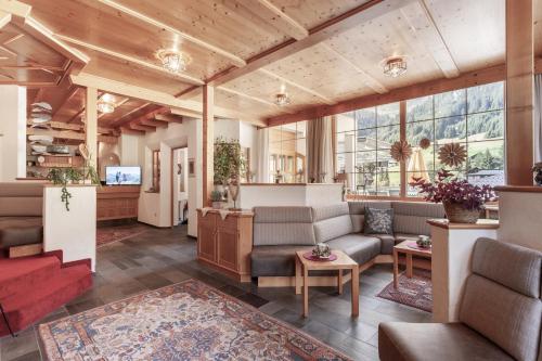 ล็อบบี้, สปอร์ต แอนด์ ไวทัลโฮเทล แบชมานน์ (Sport and Vitalhotel Bachmann) in การ์เกลเลิน