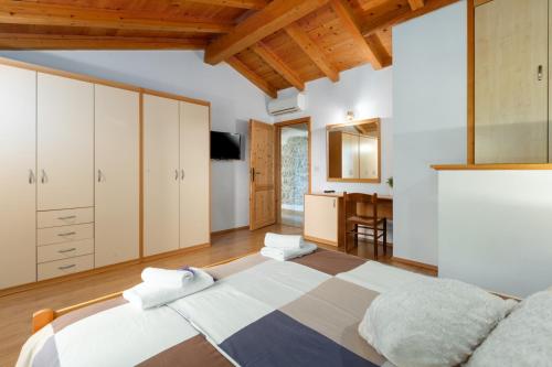 Villa Pelizzar – Vrsar, IA
