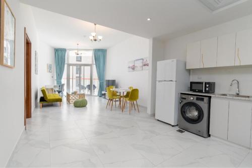 Luxurious apartment 8 mins from Burj Khalifa, Dubai