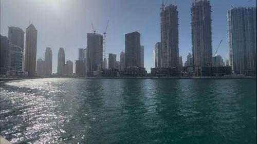 Luxurious apartment 8 mins from Burj Khalifa, Dubai (Foto 3)