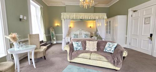 المرافق, Manor Of Groves Hotel in Stansted Airport