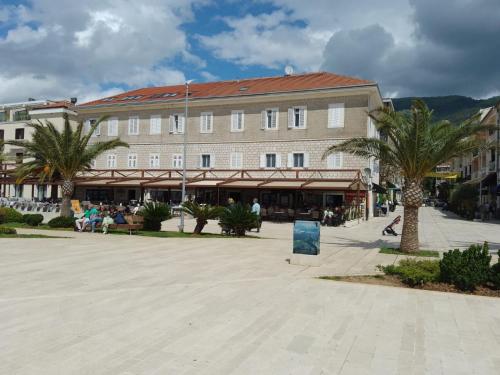 Mulo Staničića, Tivat