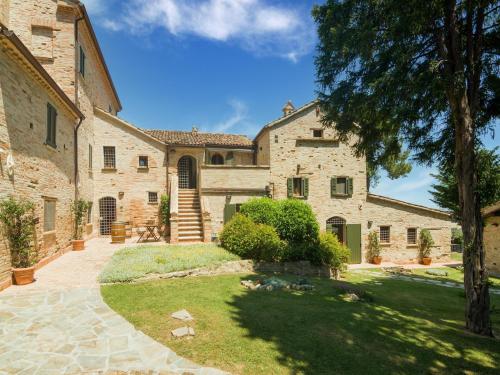  Stunning Apartment in Mombaroccio near Metauro River in 61024 Mombaroccio