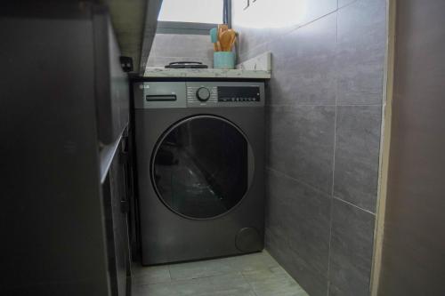Cozy Guesthouse in Tse Addo 7 Mins to Beach - image 2