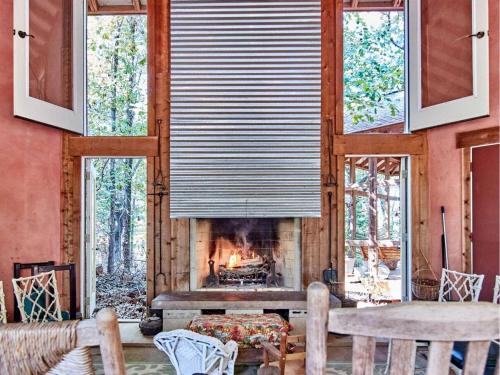 . Gorgeous Multi-Unit Cabin Rental for Larger Groups Nestled in the Trees for an Unforgettable Getaway in Nature in Ben Wheeler, Texas