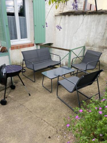 Erkély/terasz, les petits sportifs in Belleville Sur Loire