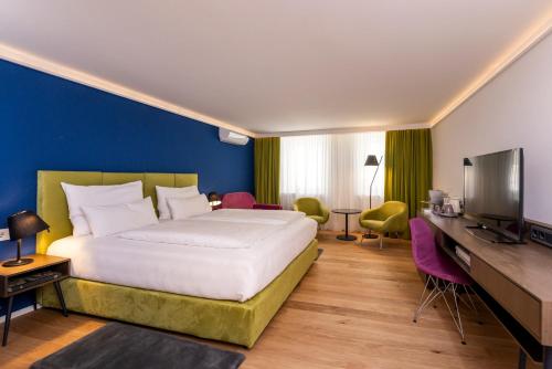 Hotel Stein - Adults Only Room Type - Junior Suite with view of old town