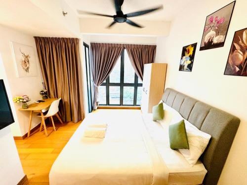 The Luxe & Colony KLCC By Comfort Dwellings in Chowkit / Putra WTC