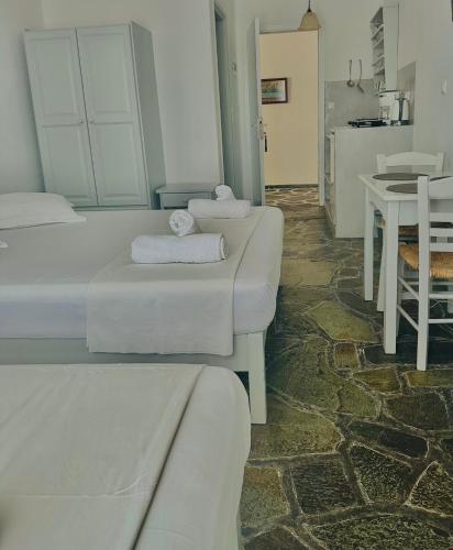 Nostos Studios, Parikia (zdjęcie 8)