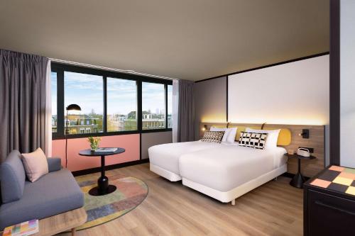 room detail thumbnail 0