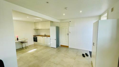 Cosy One Bedroom Apartment in ヘーネフォス