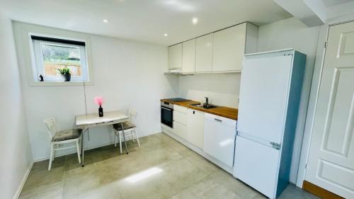 Cosy One Bedroom Apartment in ヘーネフォス