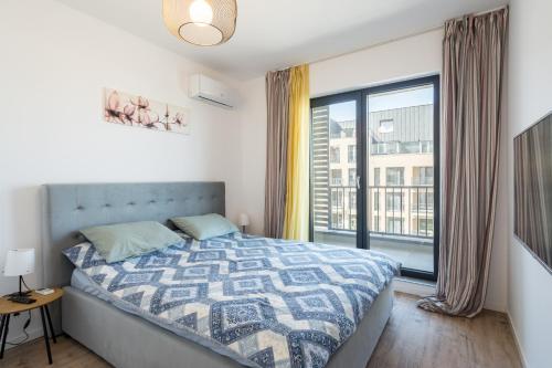H Pipera Lakeview
