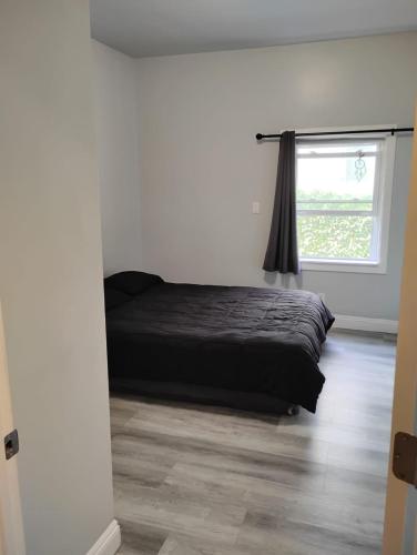 Double Room with Shared Bathroom image 5